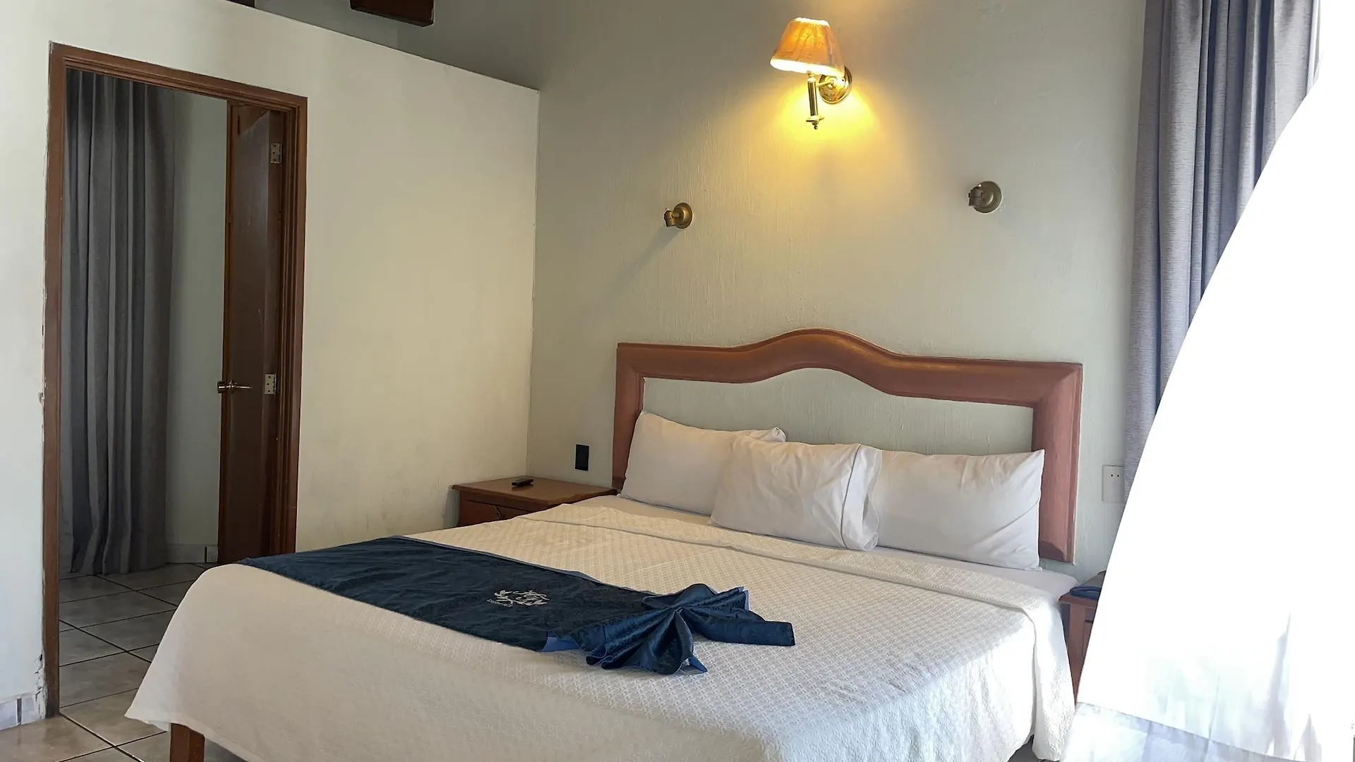 Hotel Frances Guadalajara 4*,