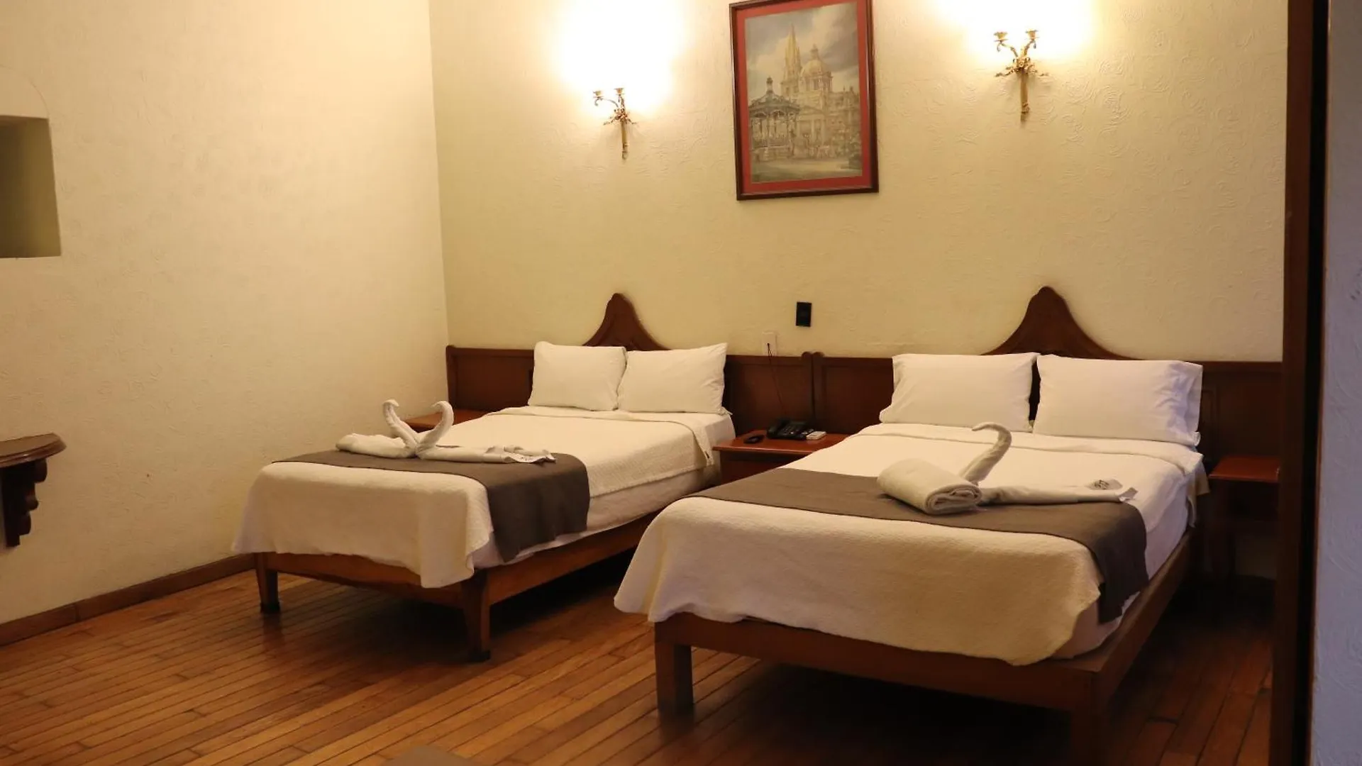 Hotel Frances Guadalajara 4*,